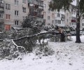 В Заречном устраняют последствия снегопада