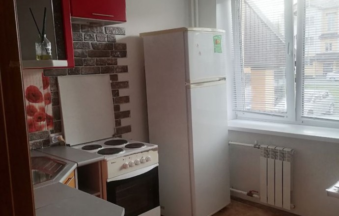Сдам однокомнатную квартиру в Заречном на длительный срок