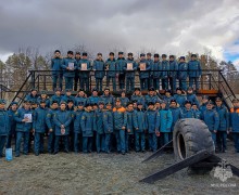 В Заречном прошел смотр-конкурс на звание Лучшее звено газодымозащитной службы Белоярского пожарно-спасательного гарнизона