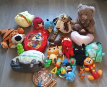 Продам шезлонг, водный манеж, развивающий коврик с игрушками