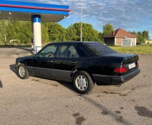 Mercedes-Benz W124, 