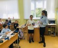 В школе №1 Заречного школьников приняли в Юные Инспекторы Движения