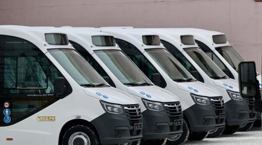 Денис Паслер направил 200 миллионов рублей в виде субсидии на покупку новых автобусов малым муниципалитетам Свердловской области