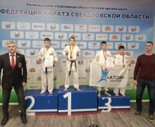 Предновогодние победы каратистов Атома