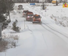 Региональные дороги от последствий снегопада очищали 394 единицы техники