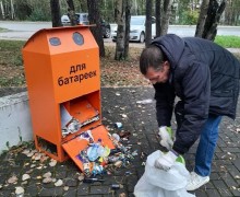 Из экобоксов Заречного снова вывезли рекордный объём батареек