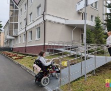 В Заречном появляется два новых пандуса в очень нужных местах