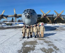 Торжественная клятва юнармейцев на военном аэродроме Кольцово