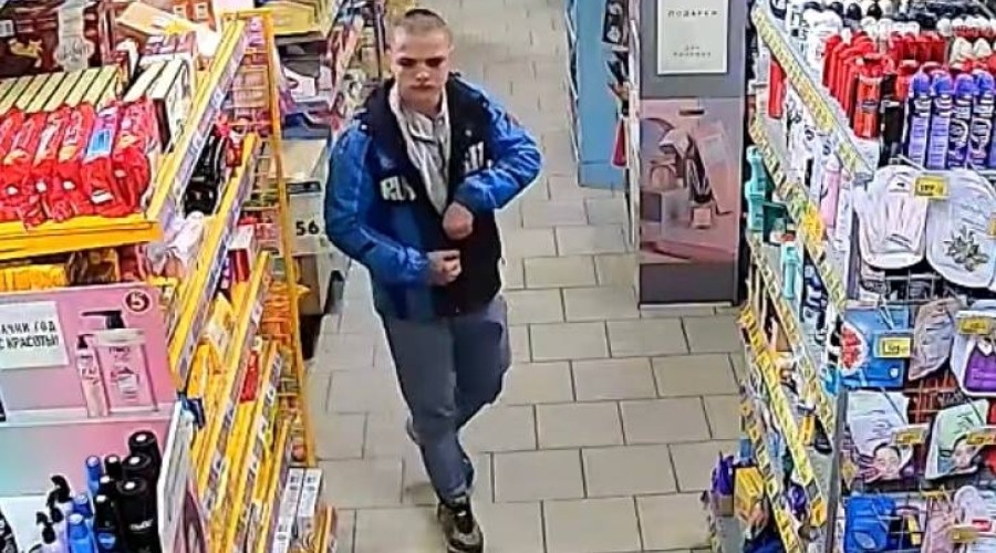 Полиция Заречного разыскивает подозреваемого в краже из магазина в Белоярском