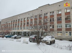 Капитальный ремонт поликлиники в посёлке Рефтинский идёт по плану!