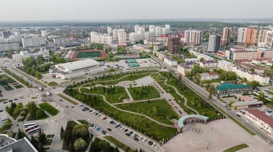 Денис Паслер направил 90 миллионов рублей динамично развивающимся свердловским муниципалитетам