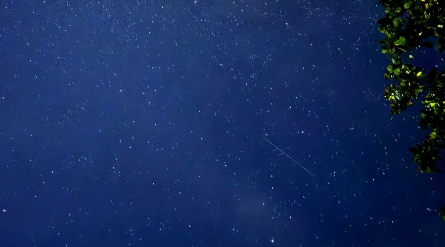 Осень нынешнего года подарит ещё одно небесное шоу - насыщенный метеорный поток Орониды