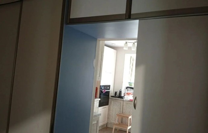 Продам встроенный шкаф купе