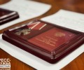 Андрей Захарцев передал награды участнику СВО и родным погибших бойцов