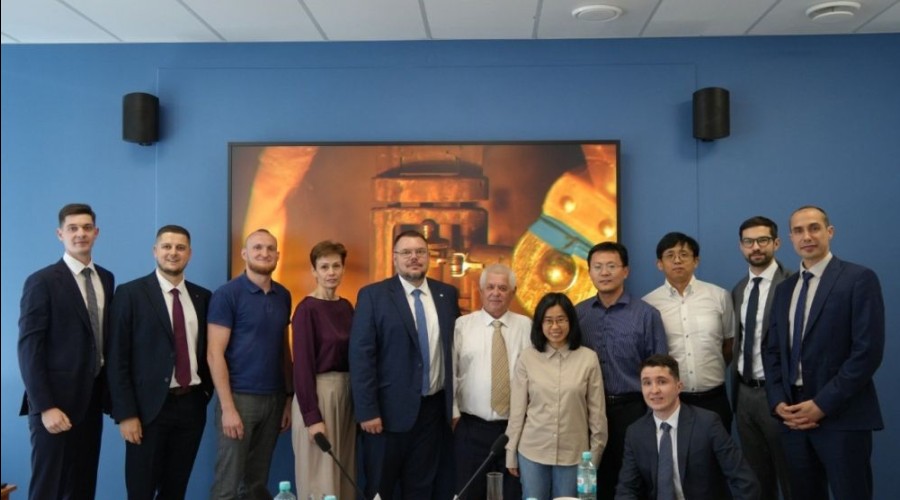 В институт реакторных материалов приехали коллеги-учёные из Китая