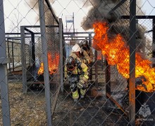 В Заречном прошел смотр-конкурс на звание Лучшее звено газодымозащитной службы Белоярского пожарно-спасательного гарнизона