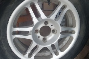 Продаю зимний комплект колёс 175/65 R14: шипованные Viatti и лёгкие диски ВСМПО