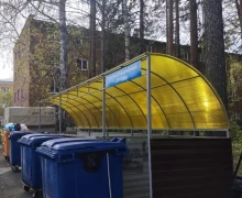 Управляющая компания ДЕЗ обновляет контейнерный площадки, которые находятся под их управлением