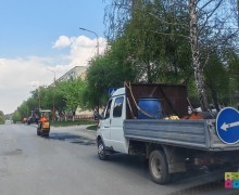 В Заречном проводят ямочный ремонт дорог