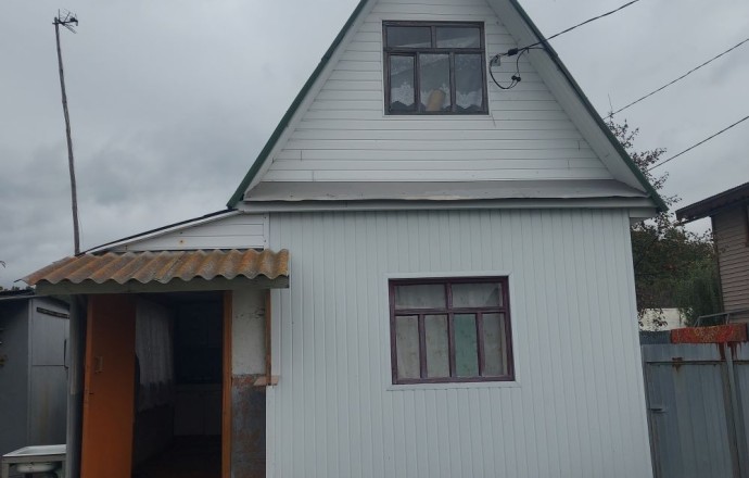 Садовый участок в СНТ «Кировский» с домиком и теплицами