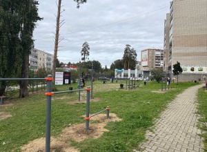 новая воркаут площадка на бульваре Алещенкова готова