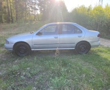Nissan Sunny, 1994