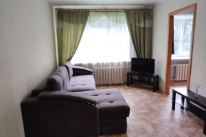 4-комнатная квартира в центре Заречного: ремонт, лес за окном, готова к заселению