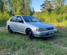 Nissan Sunny, 1994