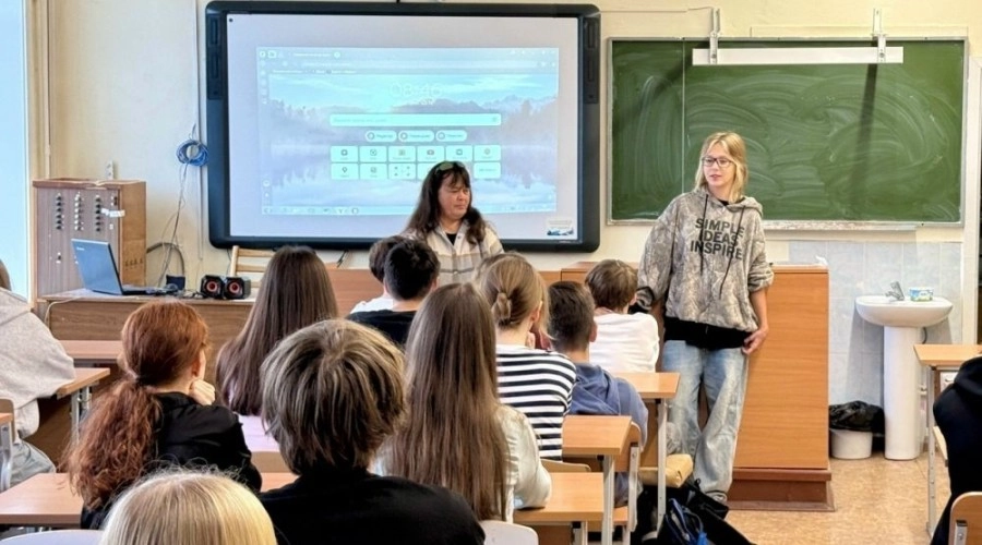 Зооволонтёры «Доброго дела» проводят в школах Заречного «Уроки добра»