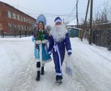 Студенты БМТ дарят праздничное настроение тем, кто на страже нашего здоровья!