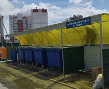 Управляющая компания ДЕЗ обновляет контейнерный площадки, которые находятся под их управлением