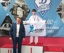 Наши каратисты привезли в Заречный серебро первенства России, региональный кубок и 46 медалей!