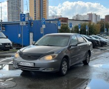 Toyota Camry, 