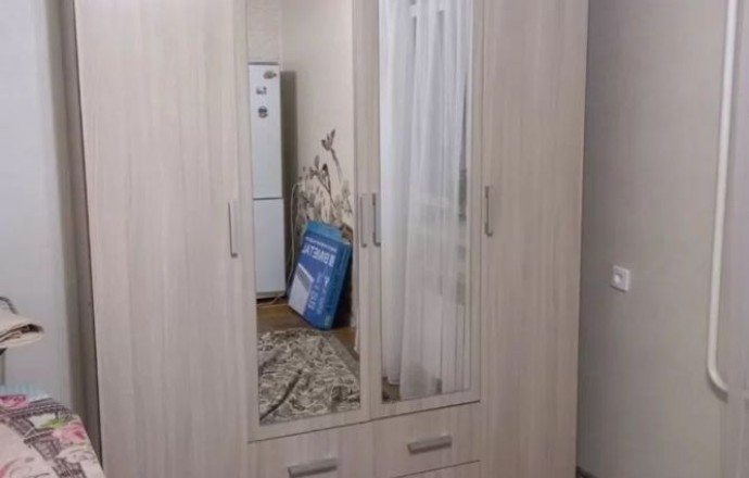Журнальный столик 70×50 и шкаф 220×160×50 — продажа в Заречном