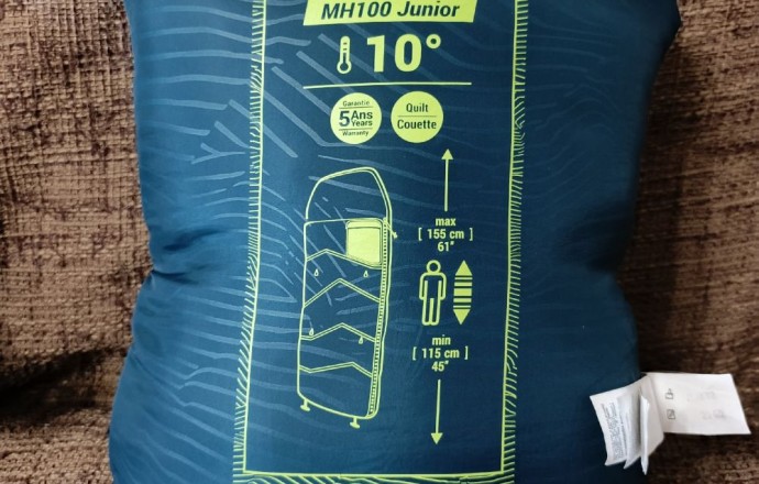 Продам спальные мешки Decathlon