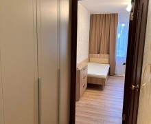 Сдам двухкомнатную квартиру 54 кв. м на Алещенкова, 17