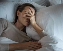 Ученые выяснили: недосып способствует набору лишнего веса