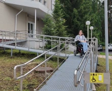 В Заречном появляется два новых пандуса в очень нужных местах