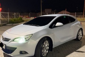 Opel Astra GTC, 