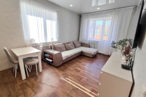 Продаётся евродвушка 36 кв.м на ул. Лазурная, 6 в районе Лазурный берег