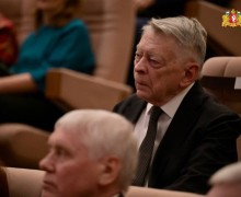 Губернатор Свердловской области Денис Паслер вручил выдающимся ученым старейшую научную награду России – Демидовские премии