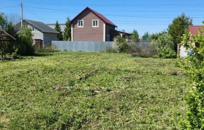 Продам участок 6 соток в пгт Верхнее Дуброво