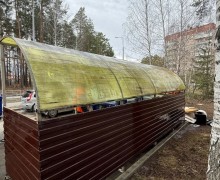 УК ДЕЗ помыла мусорные контейнерные площадки на площадках, за которые она отвечает