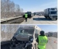 Четыре человека пострадали в столкновении микроавтобуса и фургона на трассе под Екатеринбургом