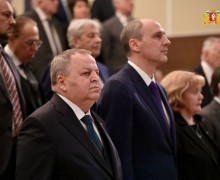 Губернатор Свердловской области Денис Паслер вручил выдающимся ученым старейшую научную награду России – Демидовские премии