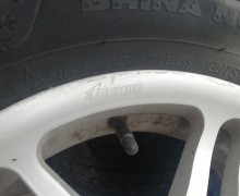Продаю зимний комплект колёс 175/65 R14: шипованные Viatti и лёгкие диски ВСМПО