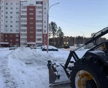 Организована механизированная уборка придомовых территорий