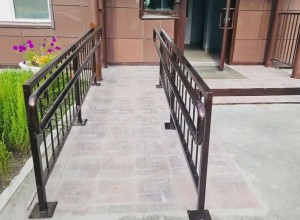 В Заречном продолжают создавать доступную среду