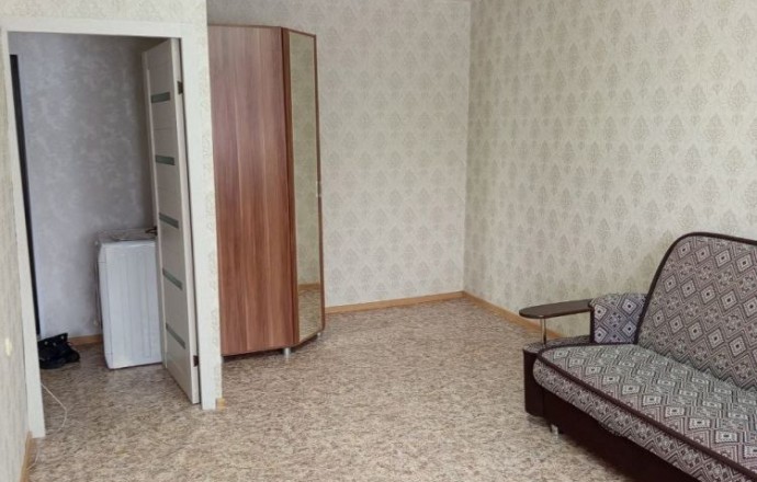 Сдам 1-комнатную квартиру в п. Белоярский