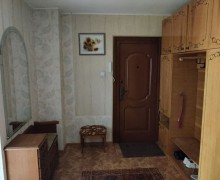 Двухкомнатная квартира в аренду на длительный срок на Алещенкова 8